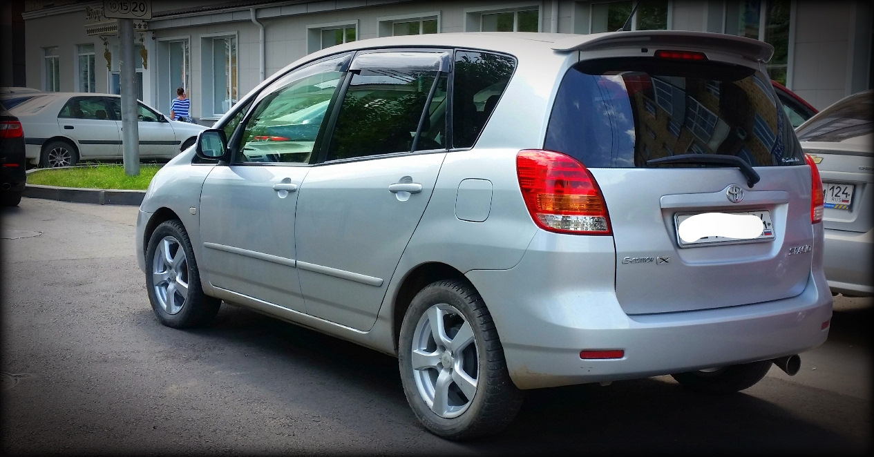 Королла спасио 2004. Тойота Королла Спасио 2004. Toyota Spacio 2004. Тойота Королла спсио2004.