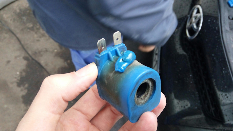 Пропускает газовый клапан на авто. Смотреть фото Пропускает газовый клапан на авто. Смотреть картинку Пропускает газовый клапан на авто. Картинка про Пропускает газовый клапан на авто. Фото Пропускает газовый клапан на авто