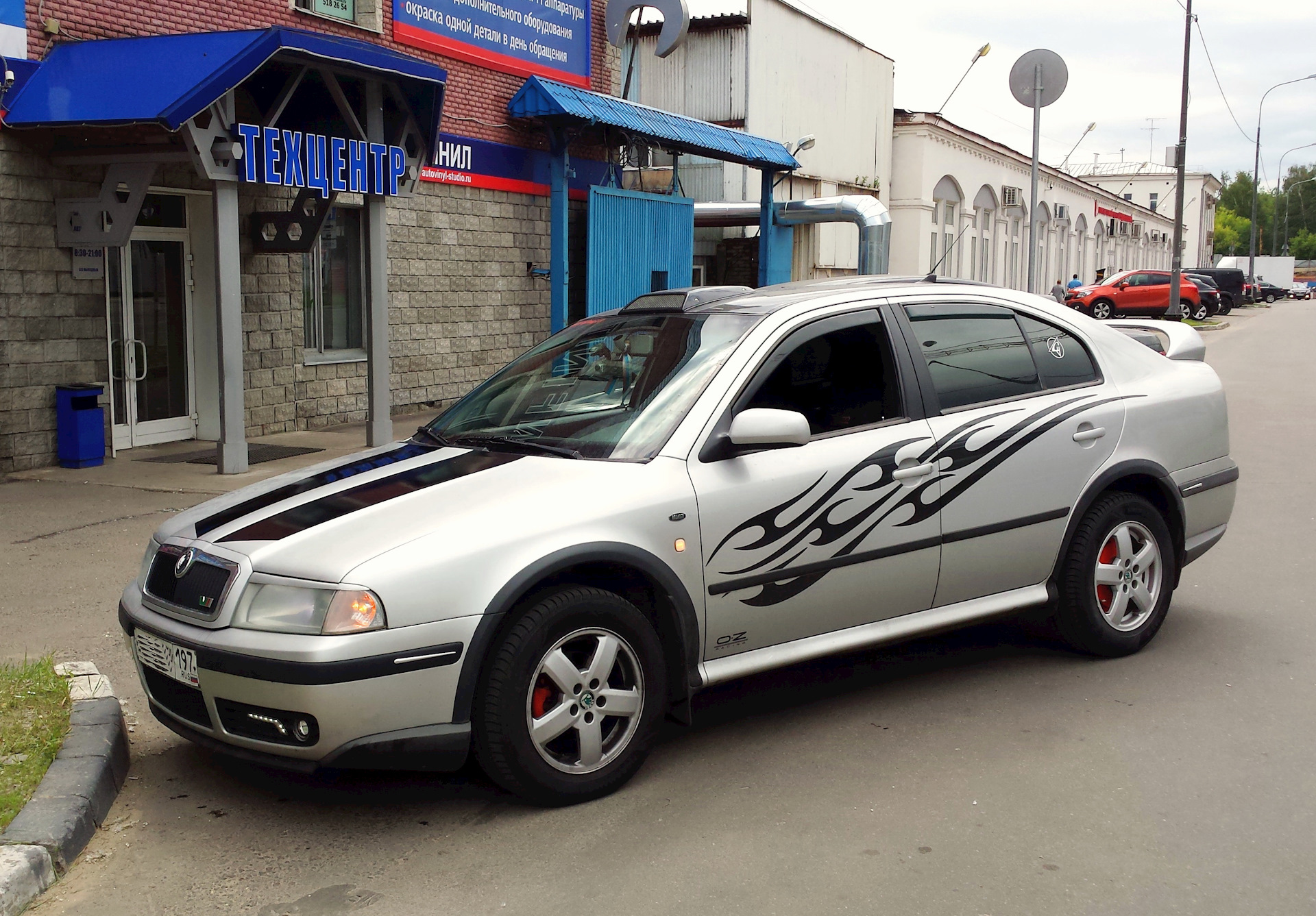 Винил на капот и багажник))) — Skoda Octavia A4 Mk1, 1,6 л, 2003 года |  тюнинг | DRIVE2