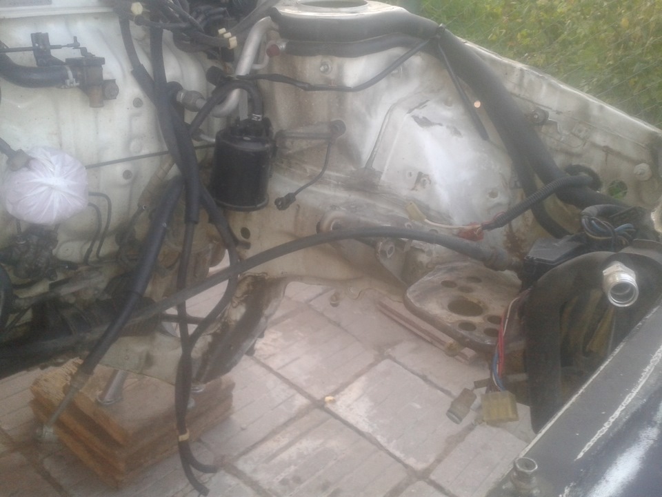 Мойка водой — Toyota Sprinter (90)