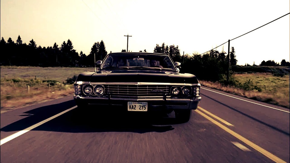 Chevrolet Impala 1967 .Символ сериала Сверхъестественное. 