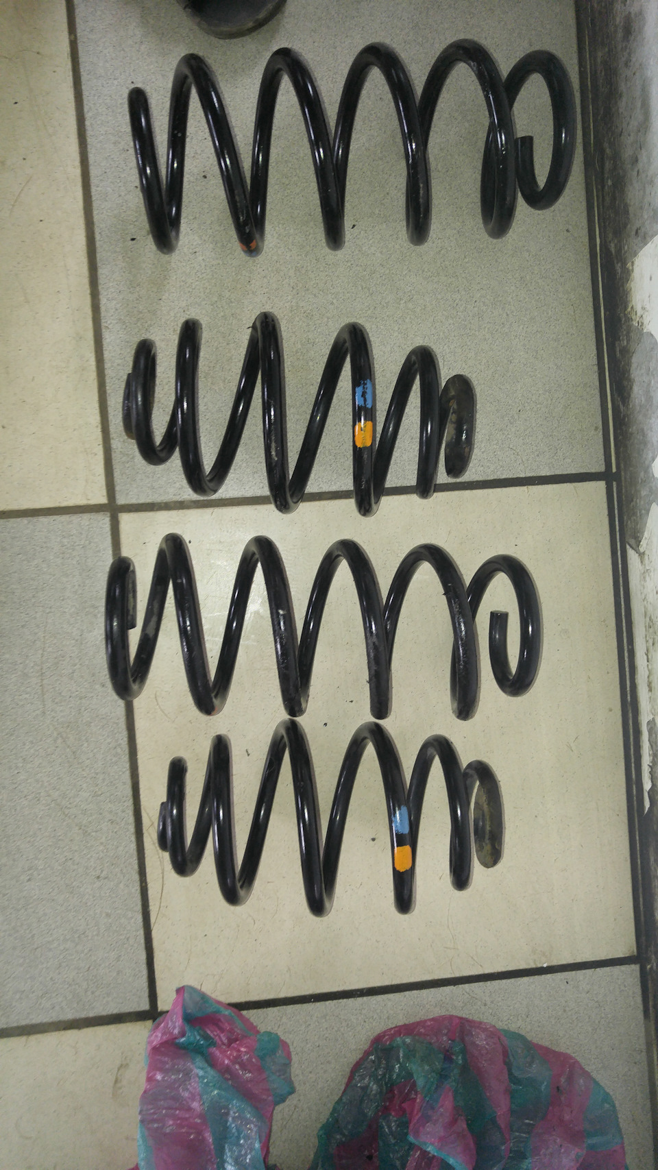 Комплект пружин 1be — Volkswagen Passat B5