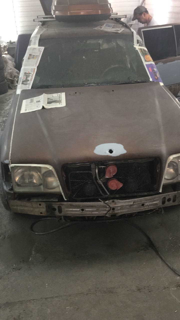 Фото в бортжурнале Mercedes-Benz E-Class Estate (S124)