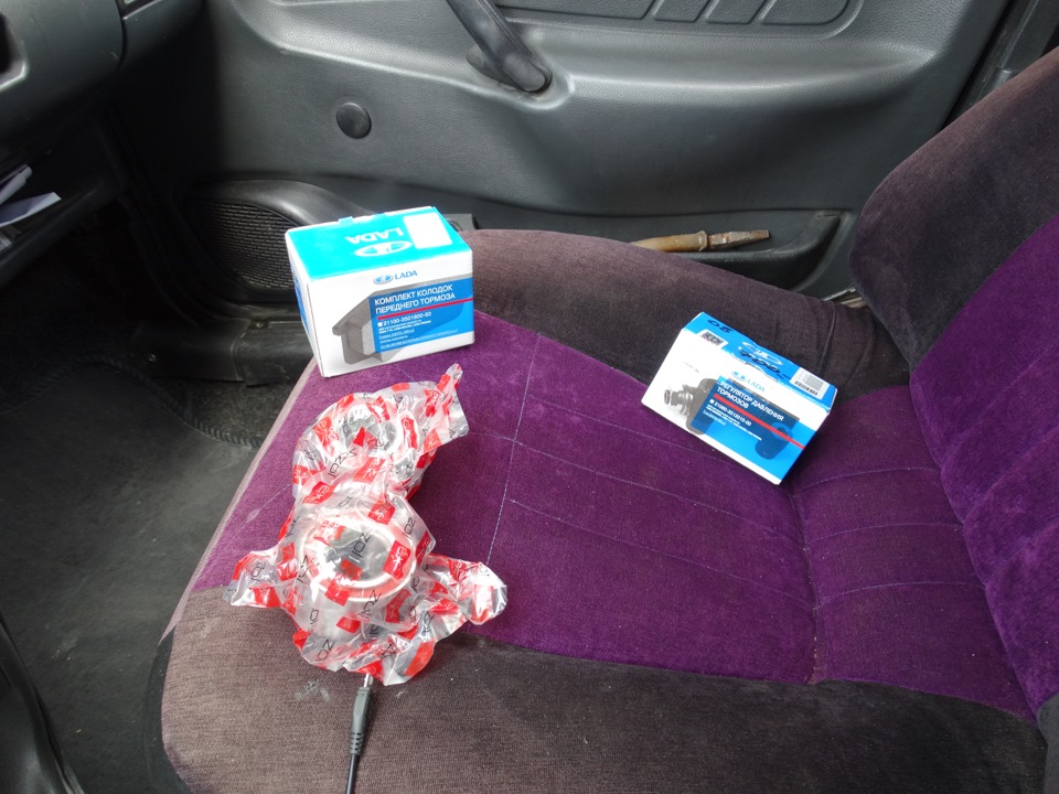 замена подшипников ступицы, тормозных колодок и колдуна. — Lada 2115, 1 ...