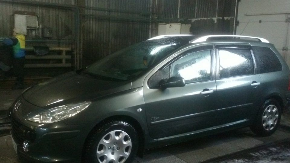 peugeot 307 темнозеленый металлик