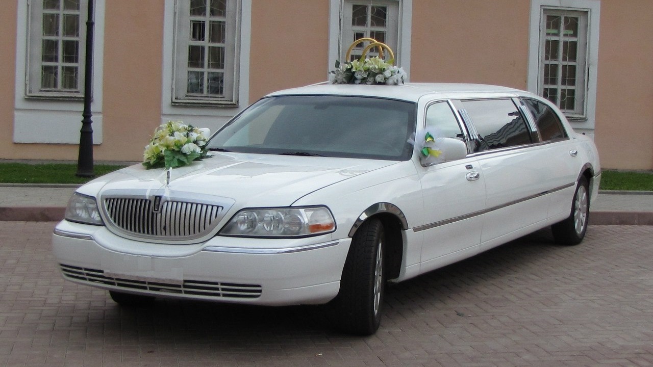 Lincoln Town car III Р»РёРјСѓР·РёРЅ