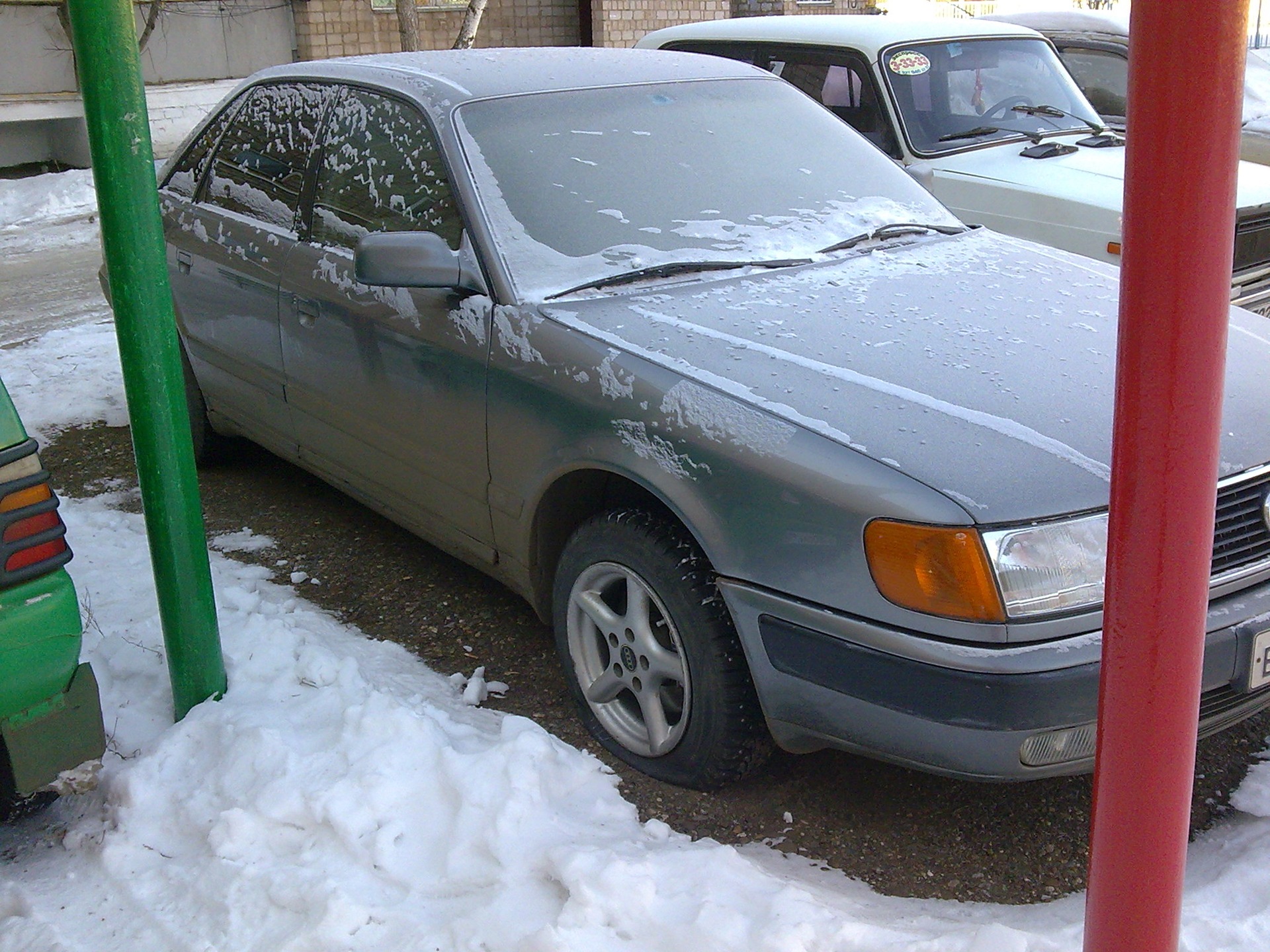 Спустили все шины, еле доехал с Уфы — Audi 100 (C4), 2,8 л, 1991 года |  поломка | DRIVE2