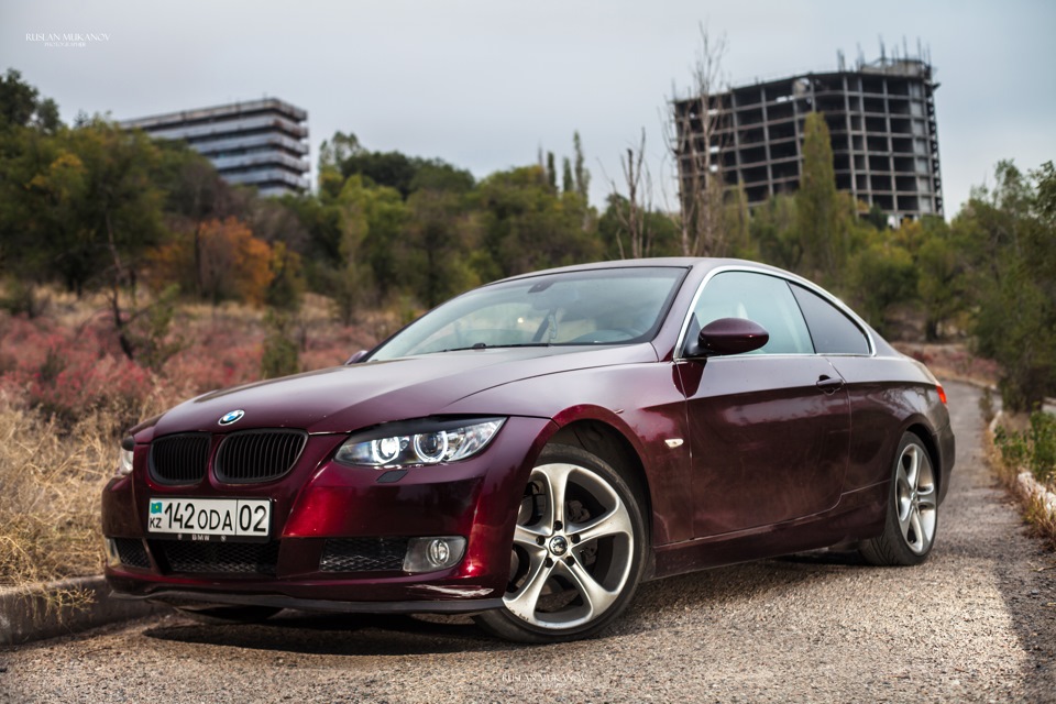 BMW e92 Вишневая