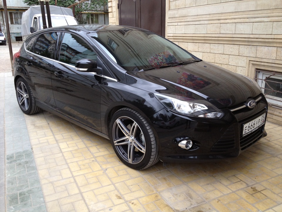 Ford Focus 3 черный