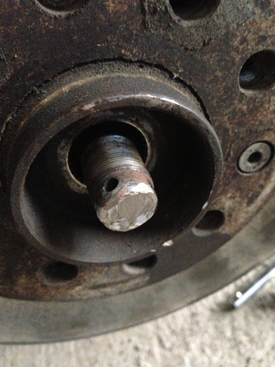 d3f7922s 960 Как вставить внутренний шрус в коробку