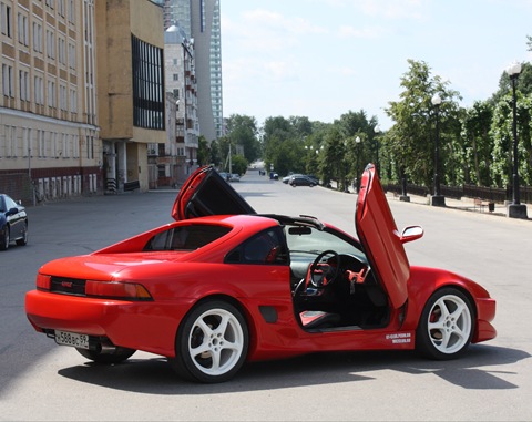 Lambo doors - Toyota MR2 20L 1990