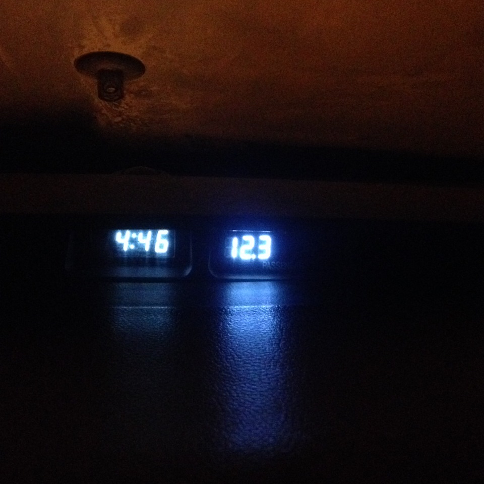 Вольтметр — Toyota Camry (XV40), 2,4 л, 2007 года | стайлинг | DRIVE2