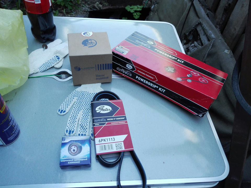 Самостоятельная замена грм и помпы — Lada Приора универсал, 1,6 л, 2011 ...