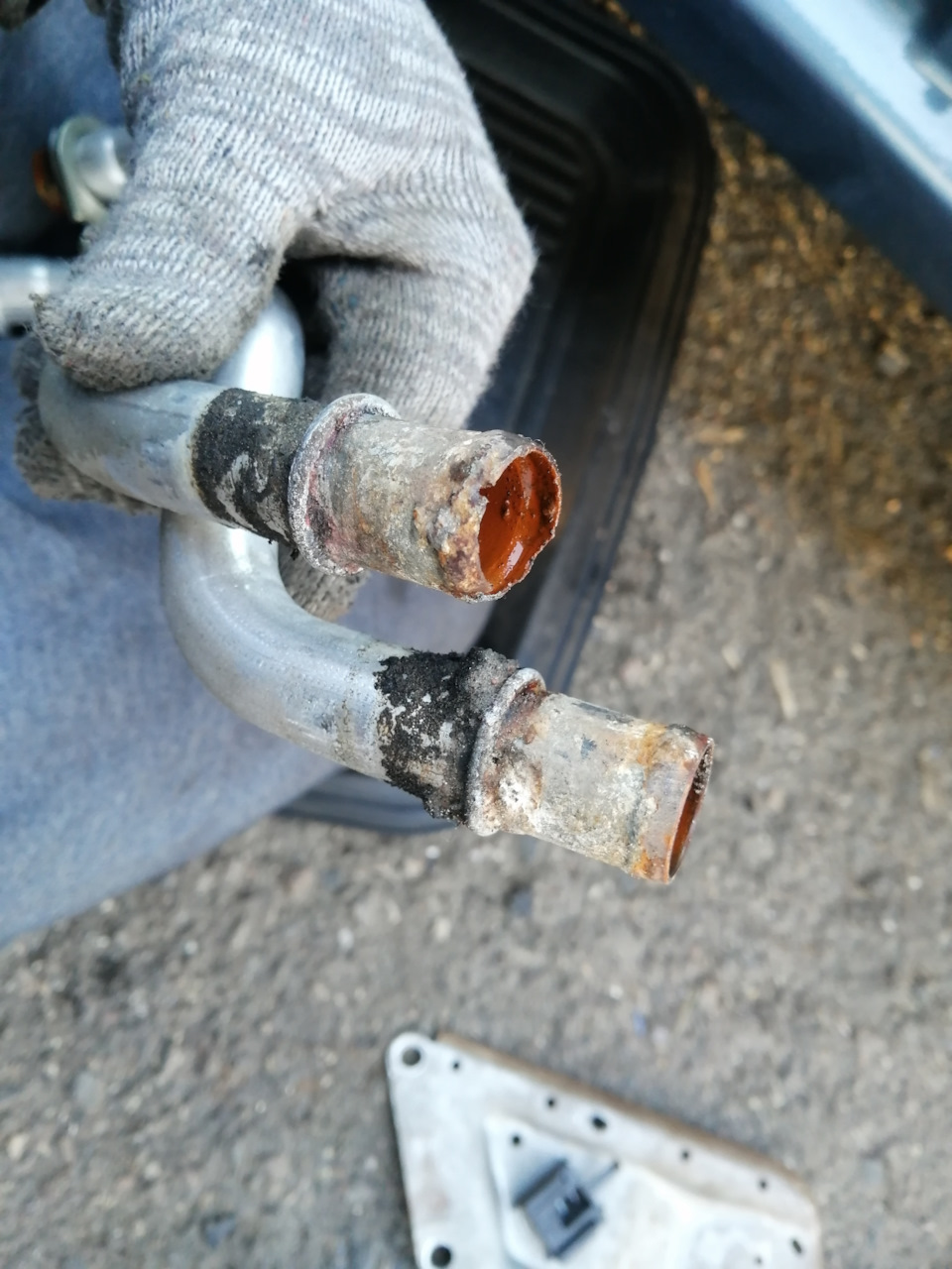 Течь антифриза, замена трубок печки! — Renault Logan (1G), 1,6 л, 2010 ...