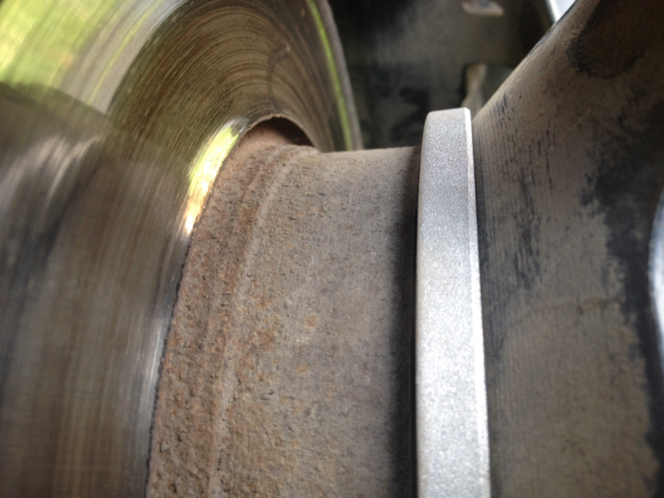 30. Колёсья и развал. — Lada 2115, 1,5 л, 2002 года | колёсные диски ...