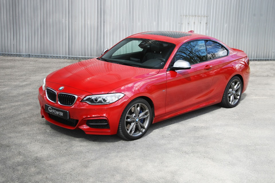 BMW 235i