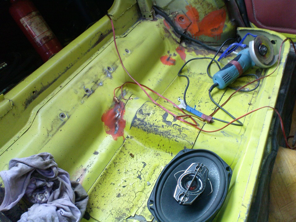 День среда. Моем, режем, разбираемся со стартером. — Москвич 2140, 1,8 ...