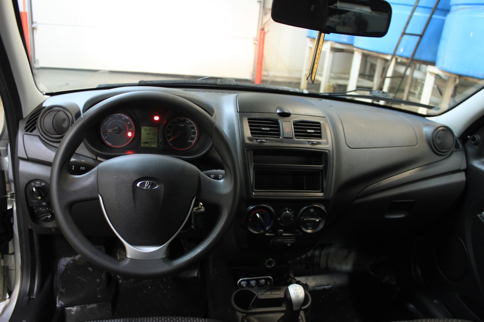 Калина 1 хэтчбек салон. Салон в ладе хэтчбек. Салон в ладе хэтчбек. Калина 2008 хэтчбек салон. Калина 2 хэтчбек люкс автомат.