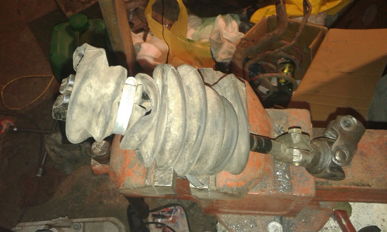 Замена карданчика рулевого вала — Toyota Carina E, 1,6 л, 1993 года ...