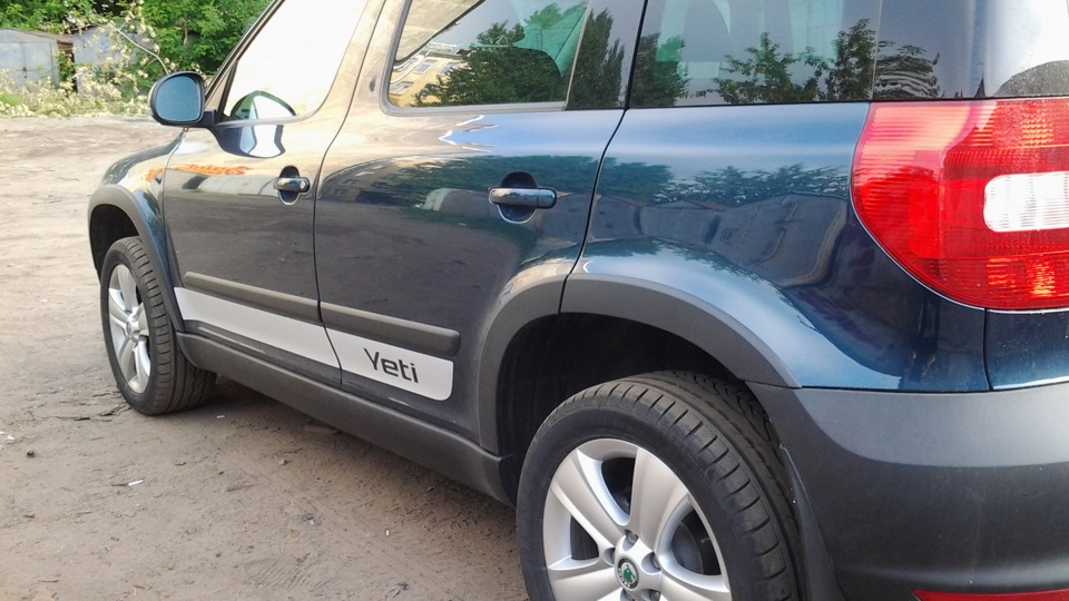 лампы в фарах — Skoda Yeti, 1,8 л, 2012 года | запчасти | DRIVE2