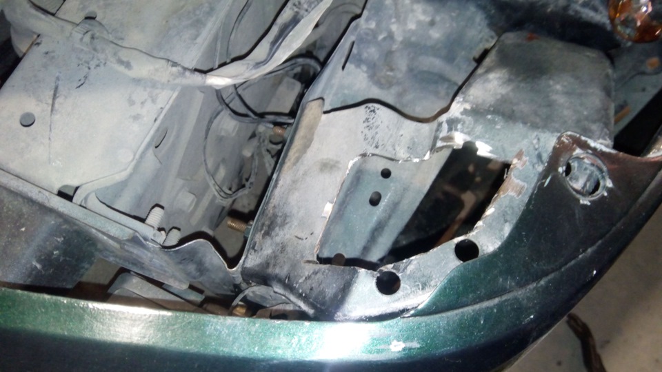 Получилось как то так =) — Mazda Familia (BJ)