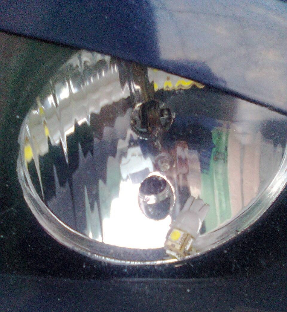 Установка "стробоскопов" в габариты — Volkswagen Golf Mk4, 1,9 л, 2001 ...