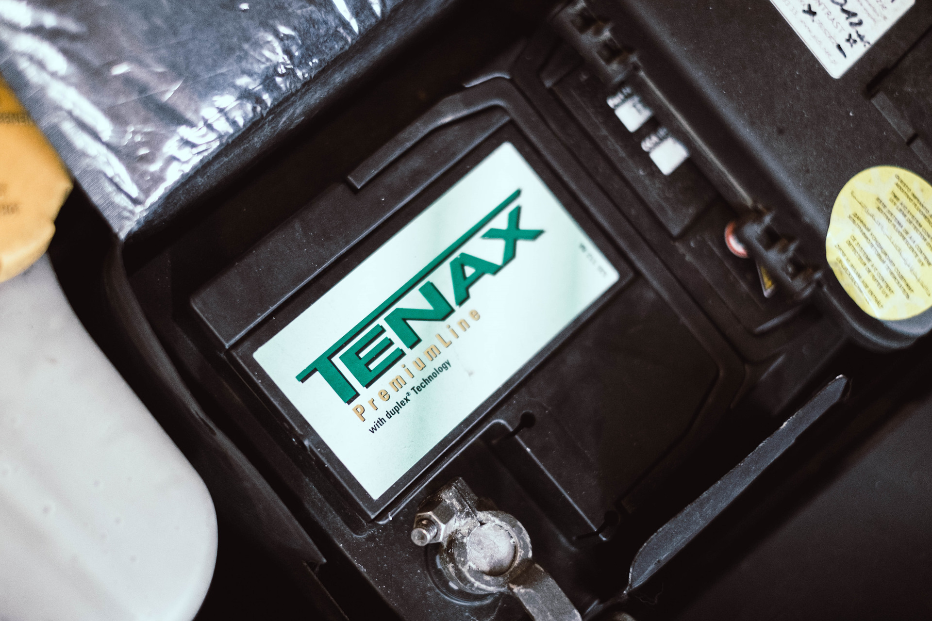 Как снять крышку аккумулятора tenax Аккумулятор Tenax - Opel Corsa D, 1,3 л, 2008 года расходники DRIVE2