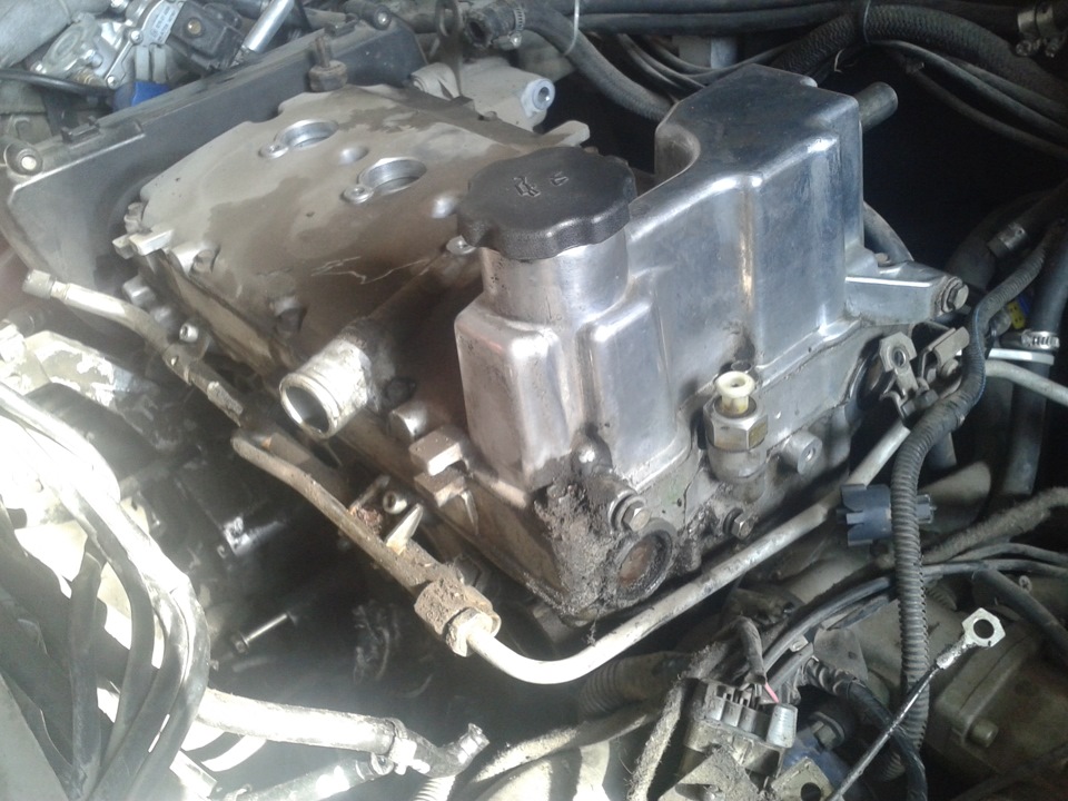 Замена герметика клапанной крышки и устранение подсоса воздуха… — Lada ...