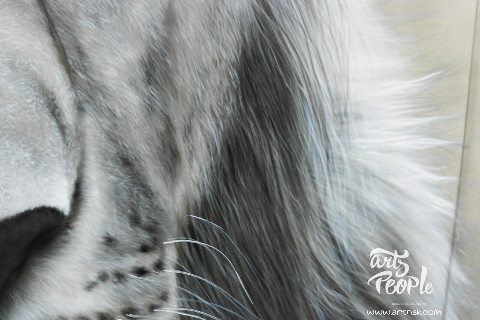 Лёва на капоте ВАЗ 2107 — DRIVE2