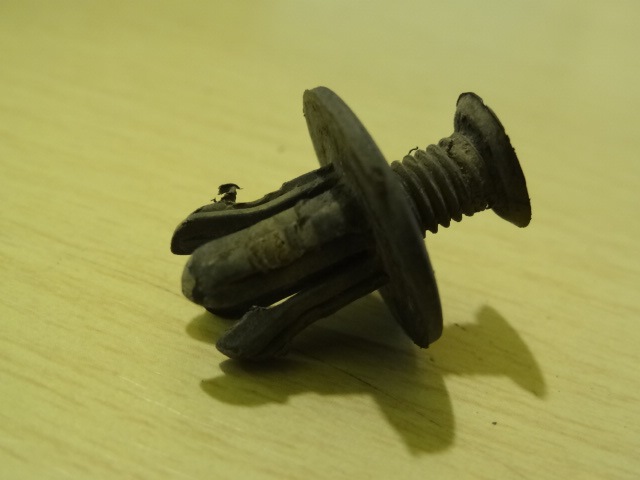 клипса локера mitsubishi lancer 2008. клипса пистон 94530623, 4803742 ланос. Bmw x1 2014 клипса переднего брызговика. клипса mitsubishi outlander. клипсы переднего бампера ланос.