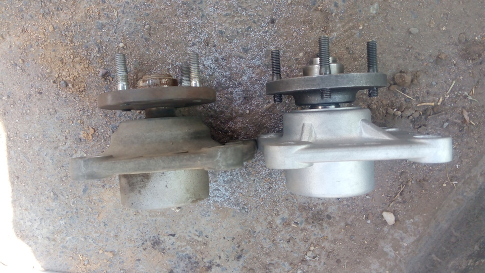 Шкивы полностью одинаковые, почти))) — Mitsubishi Pajero (4G)