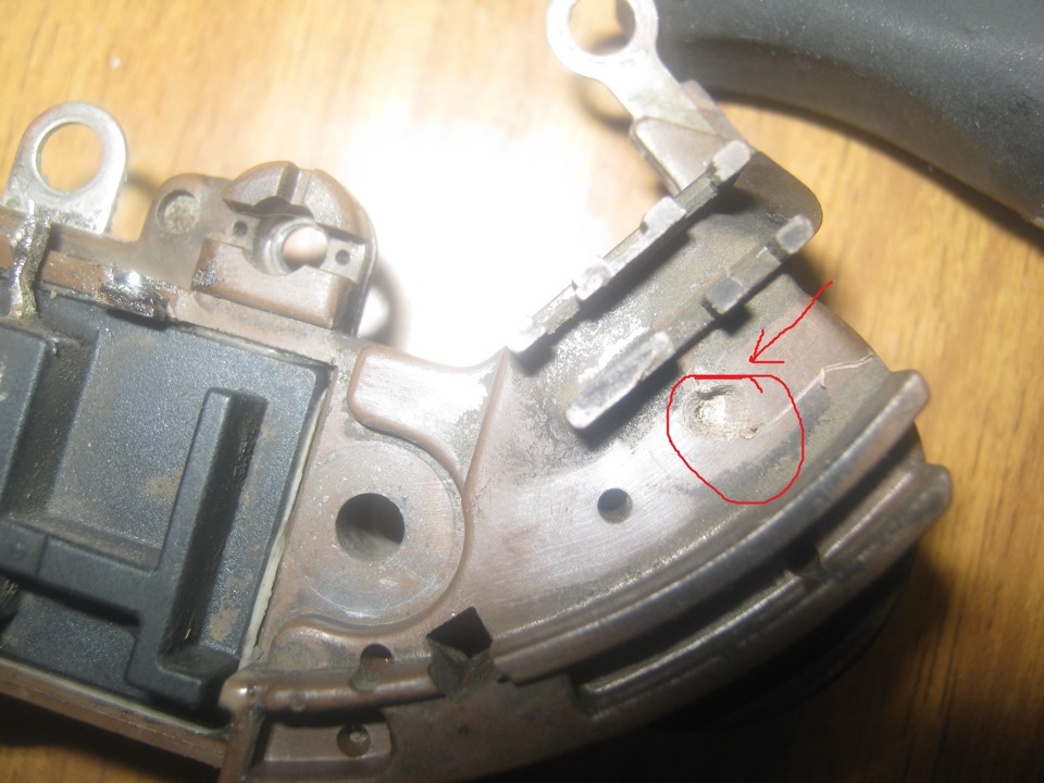 Нет зарядки генератора тойота королла