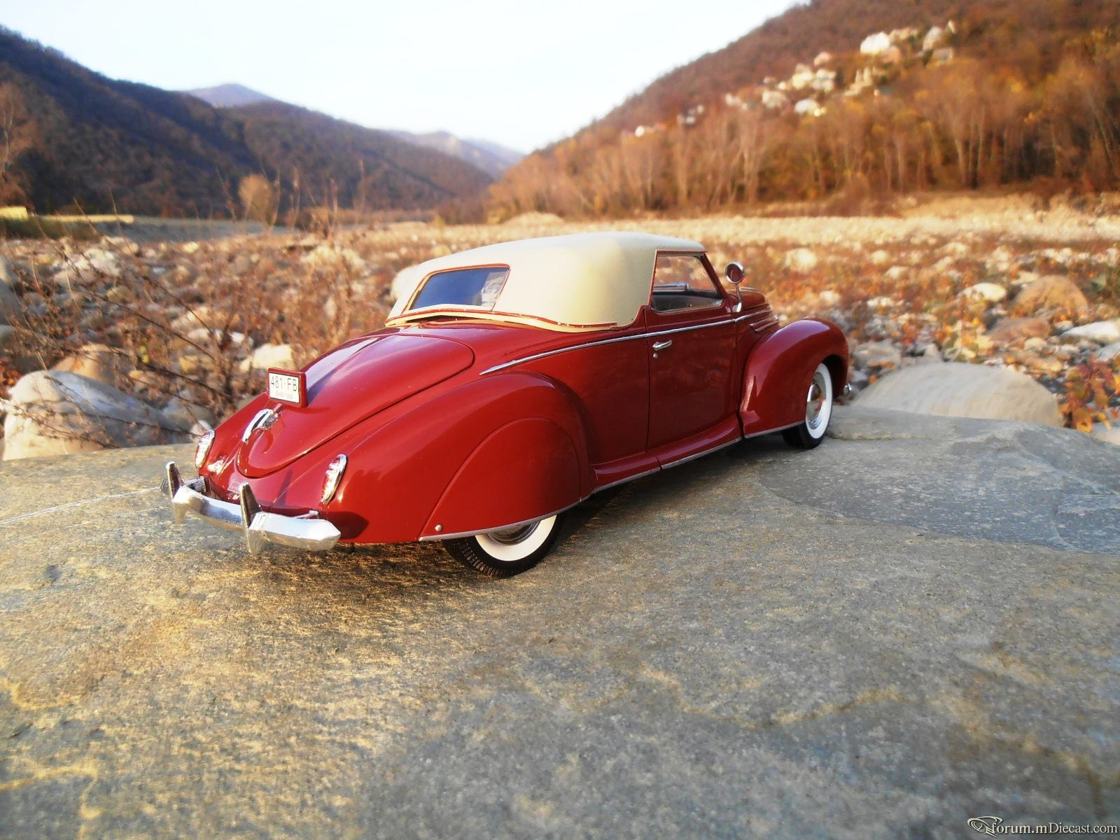 1939 Lincoln Zephyr sedan delivery deco Liner