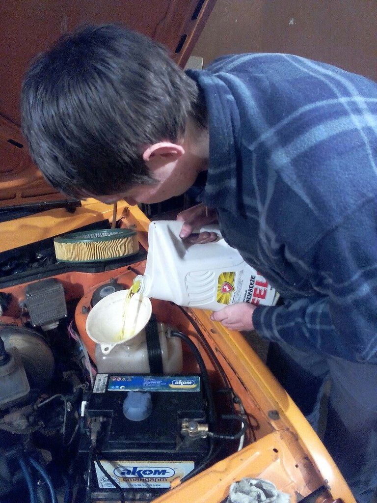 Замена жиж прочистка карбюратора — Lada 21083, 1,5 л, 1999 года ...