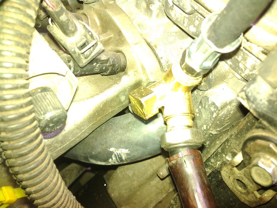 Подключил манометр масла. — LADA 21093i, 1,5 л., 2002 года | просто так ...