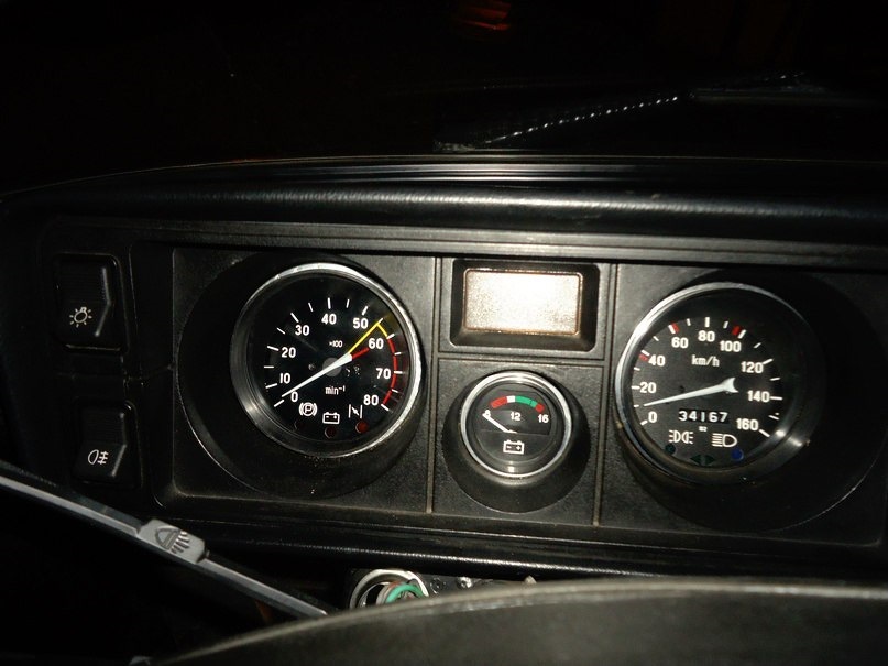 Тахометр на ваз 2105. Тахометр на ваз 2105. Тахометр defi ваз 2105. Тахометр на ваз 2105. 2105 инжектор тахометр.