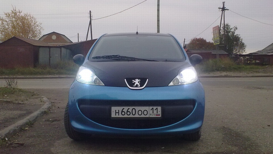 Peugeot 107 1.0 бензиновый 2008 | маленький яд! на DRIVE2