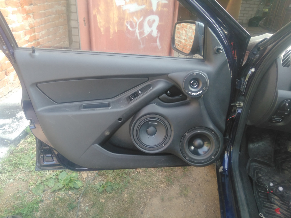 Обзор за год — Lada Гранта, 1,6 л, 2014 года | автозвук | DRIVE2