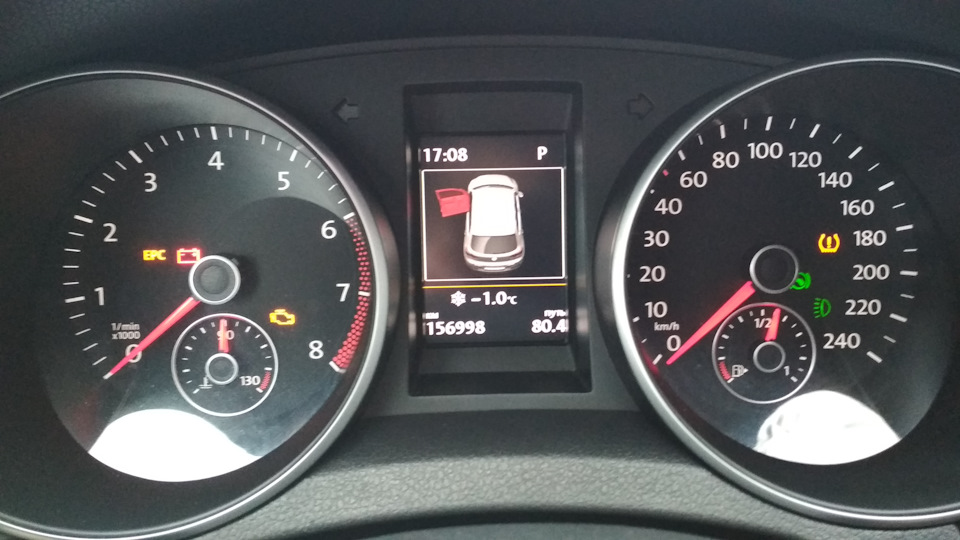 Как снять приборную панель гольф 6 Ищу цветную приборную панель Golf, Tiguan - Volkswagen Golf Mk6, 1,6 л, 2012 год