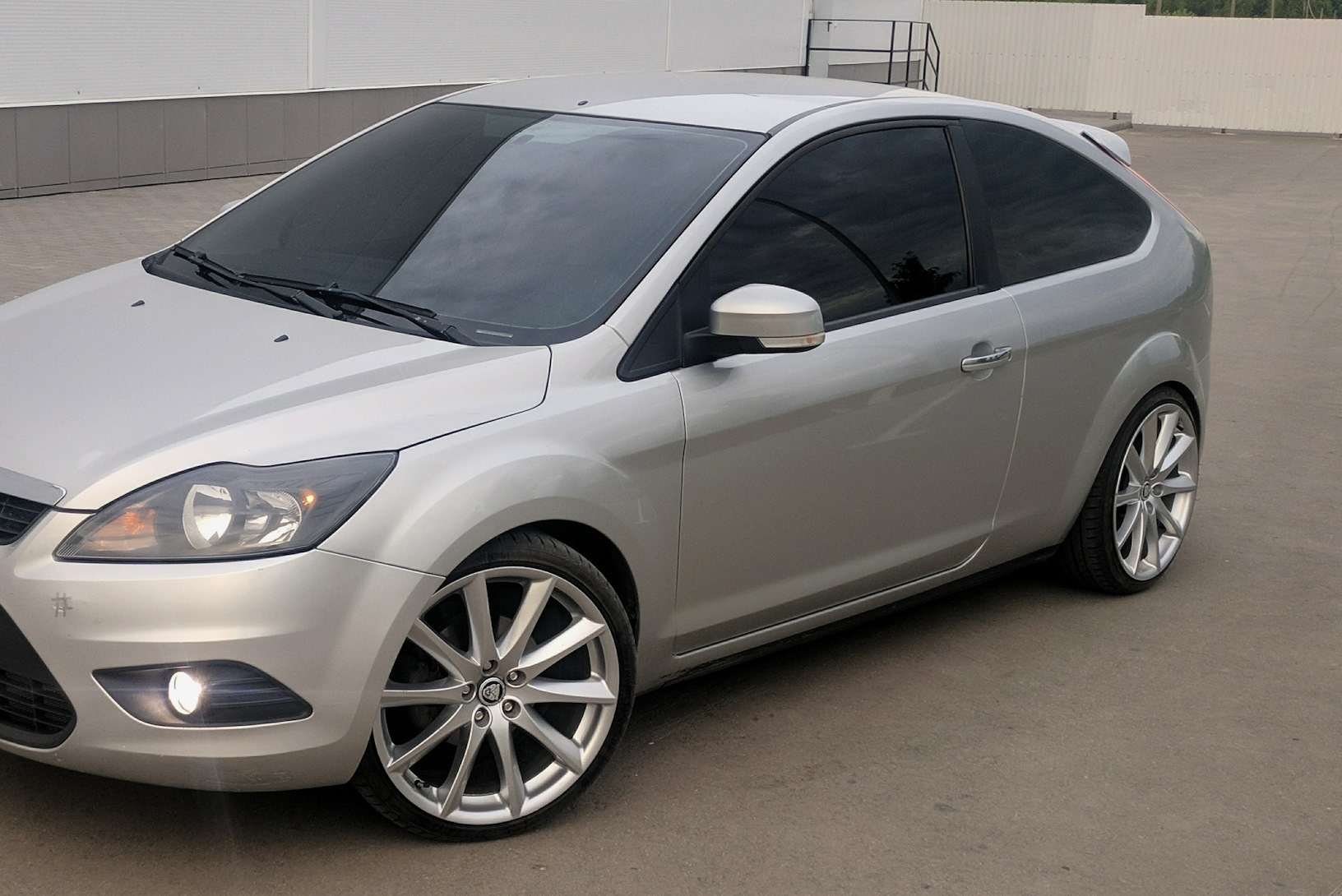 Диски R-19 — Ford Focus II Hatchback, 1,6 л, 2010 года | колёсные диски |  DRIVE2