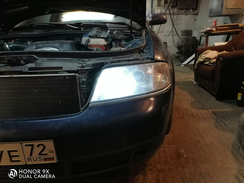 Замена габаритных ламп на диодные — Audi A6 (C5), 2,4 л, 1999 года ...