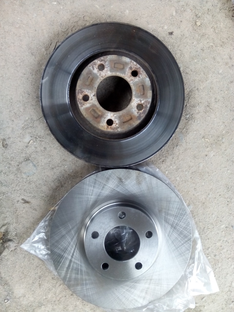 Биение.Замена передних тормозных дисков, и колодок по кругу… — Mazda 3 ...