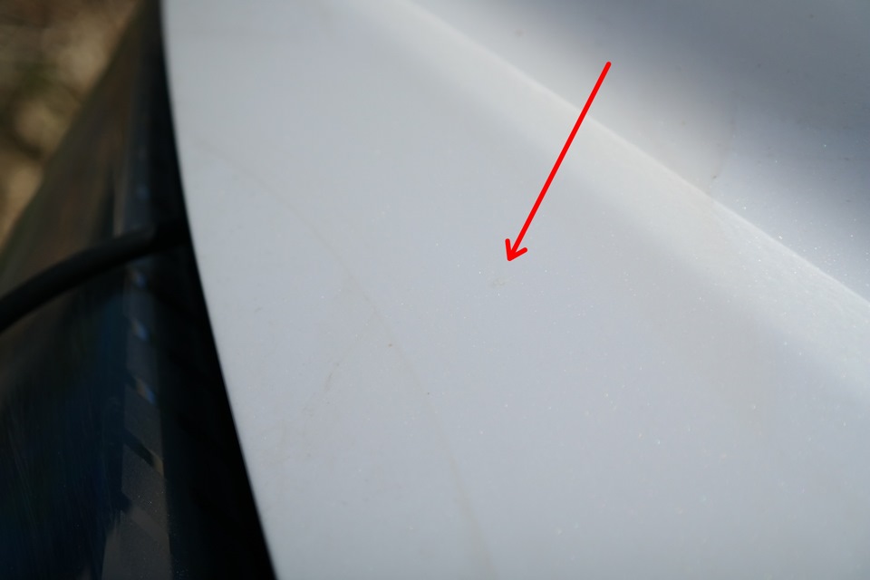 Ремонт вмятин и царапин на кузове автомобиля предлагает "Автокарапина"