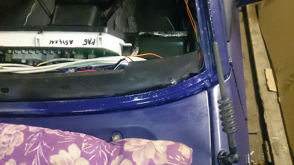 …Краска. — Москвич Святогор