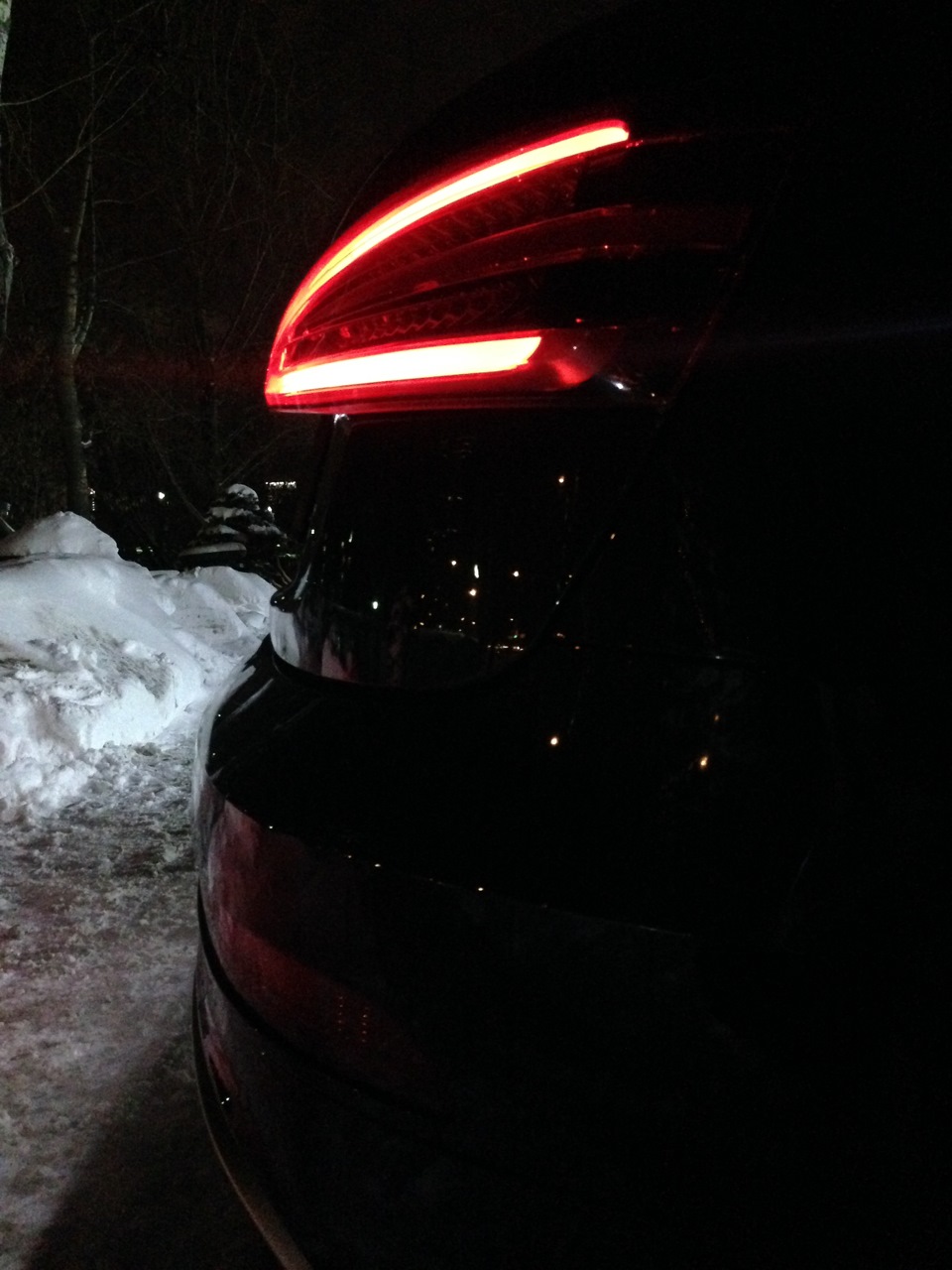 Помыл машину — не забудь сфотографировать на айфон возле мойки! — Audi RS  Q3, 2,5 л, 2014 года | фотография | DRIVE2