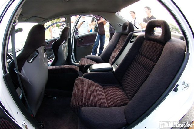 Во-истину Царский Салон — Honda Civic (5G)