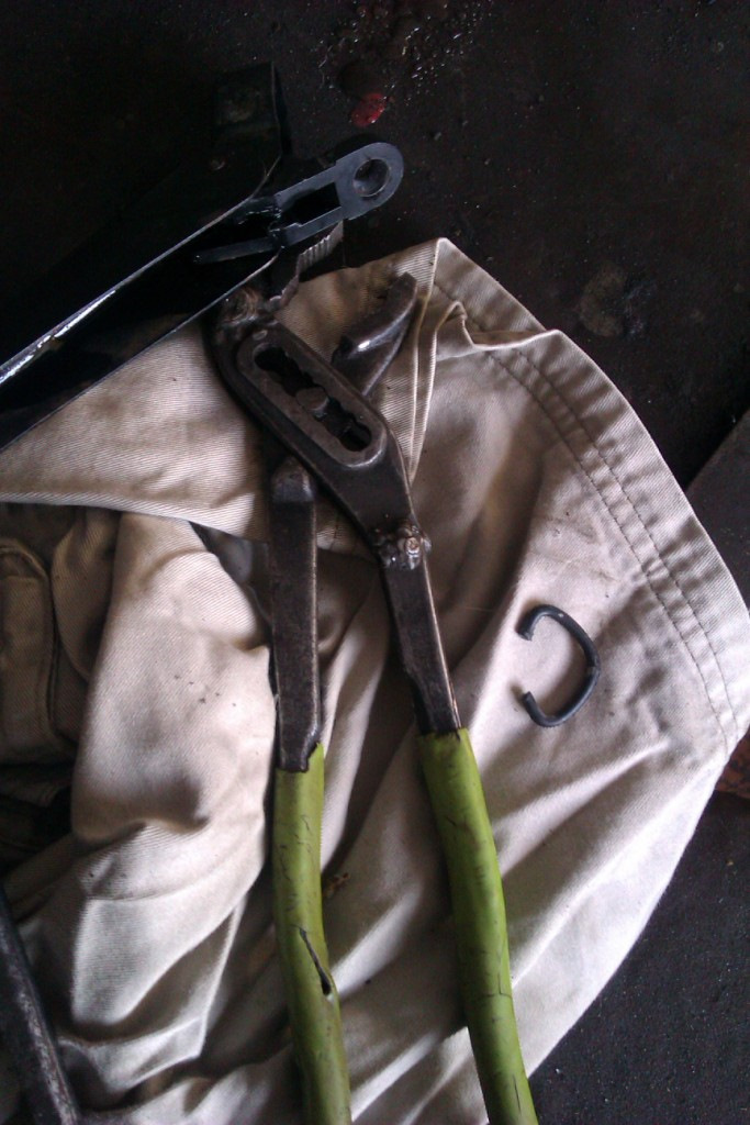 Стеклоочиститель стекла задней двери и трубка омывателя. — Lada Калина ...