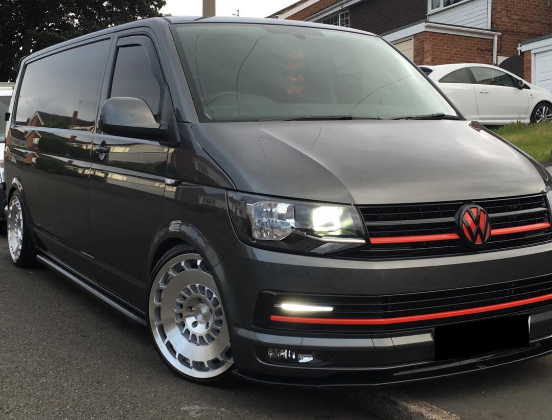 6 т 5. VW Caravelle t6.5 Tuning. Transporter t5 Tuning. Тюнинговые Фольксваген Каравелла. Обвес для Фольксваген Каравелла т5.