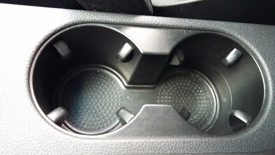 рамка для подстаканника — Volkswagen Jetta VI, 1,6 л, 2014 года ...