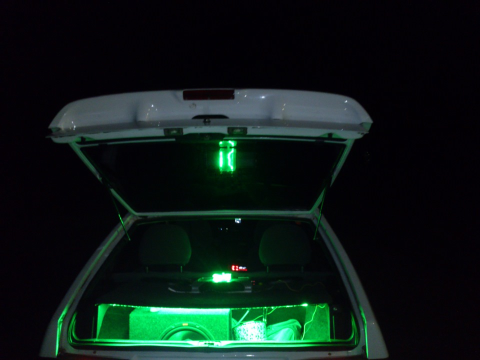Подсветка багажника ваз. Подсветка багажника ВАЗ 2112. Подсветка багажника ВАЗ 2114. Подсветка багажника ВАЗ 2109. Подсветка багажника 2115.